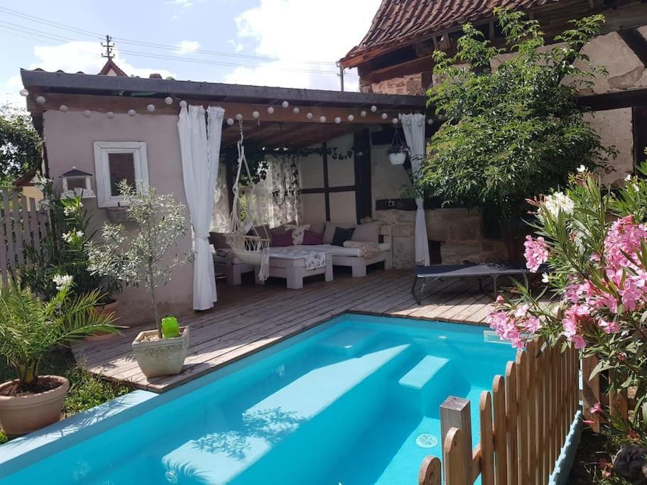 Romantisches Rosencottage Hofheim in Unterfranken Екстер'єр фото